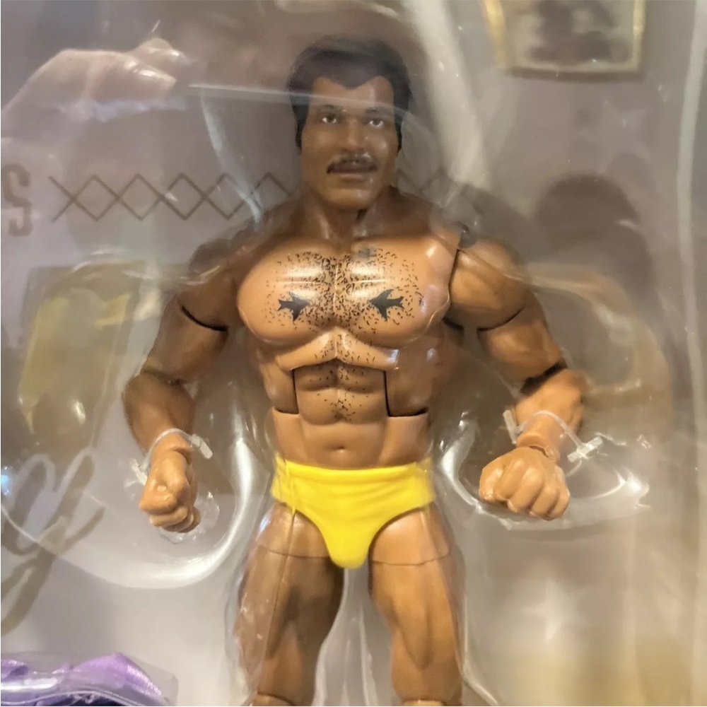WWE Mattel Elite Rock, Rocky Johnson, Peter Maivia WWE Generations Legacy 3-Pack - Picture 2 of 5
